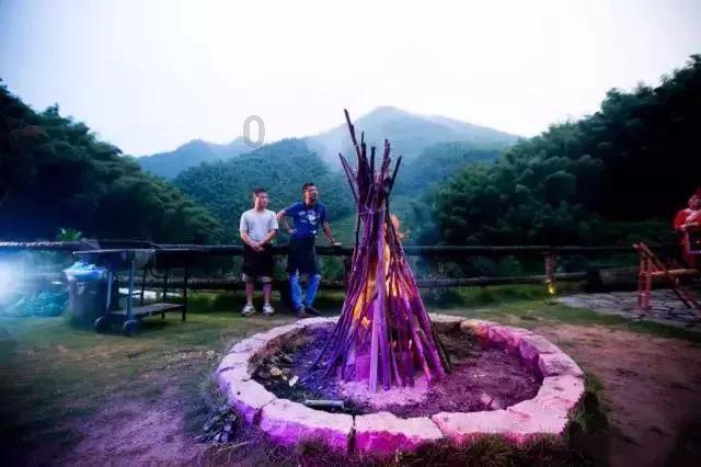 路遥38岁病重,为何宁愿痛苦硬撑也不治疗?