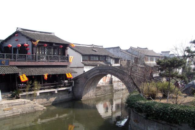 瑞蓝丰采解析:氧气美女章若楠,是如何做到甜美与性感完美结合的?