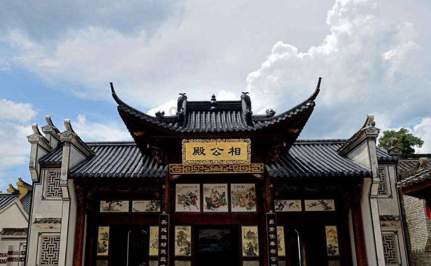 丸美股份营收预计首破20亿 第二品牌增势迅猛毛利率超70%