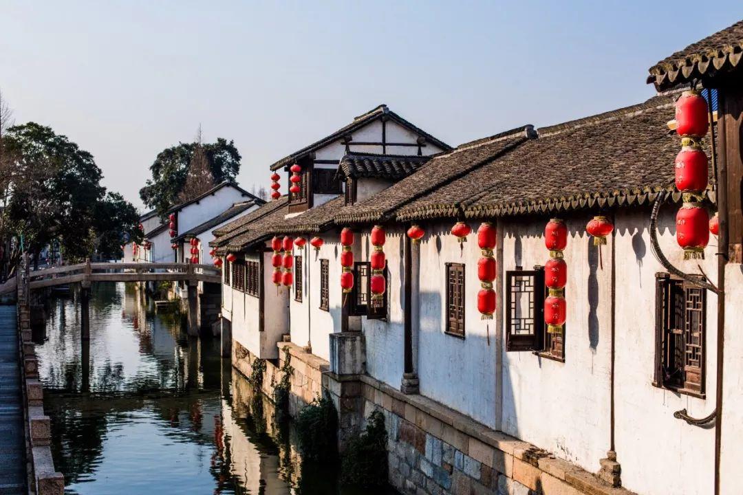 爸爸加班特别累，当他回家时我可以为他做什么？游戏画面