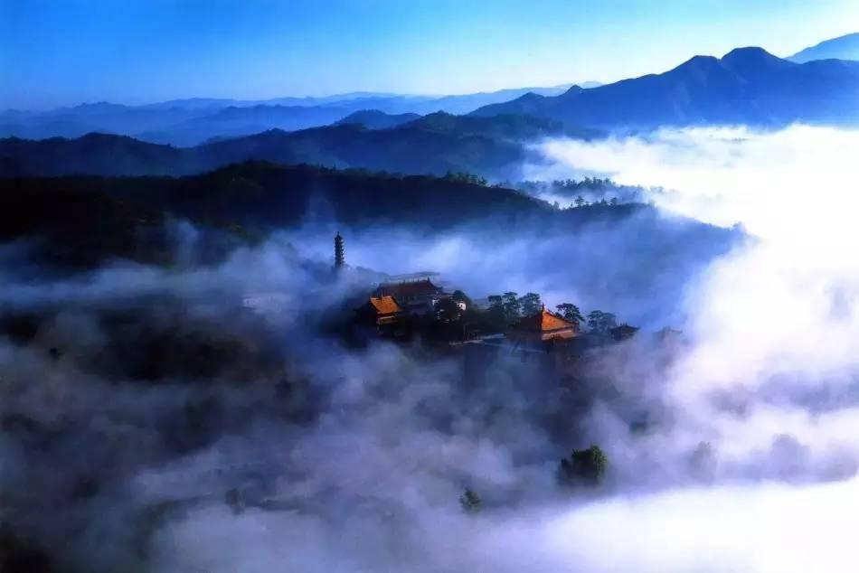 一个男人，优点就是人品好，父母已经买好房车，只是不求上进，成天单位混日子，这样的男人大把女人想嫁？